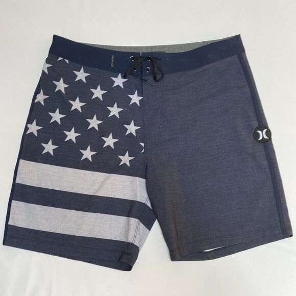 Hurley Blue and White Board Shorts Size 32 - Picture 7 of 8